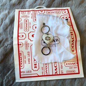 Coach White/Silver Valet Keychain